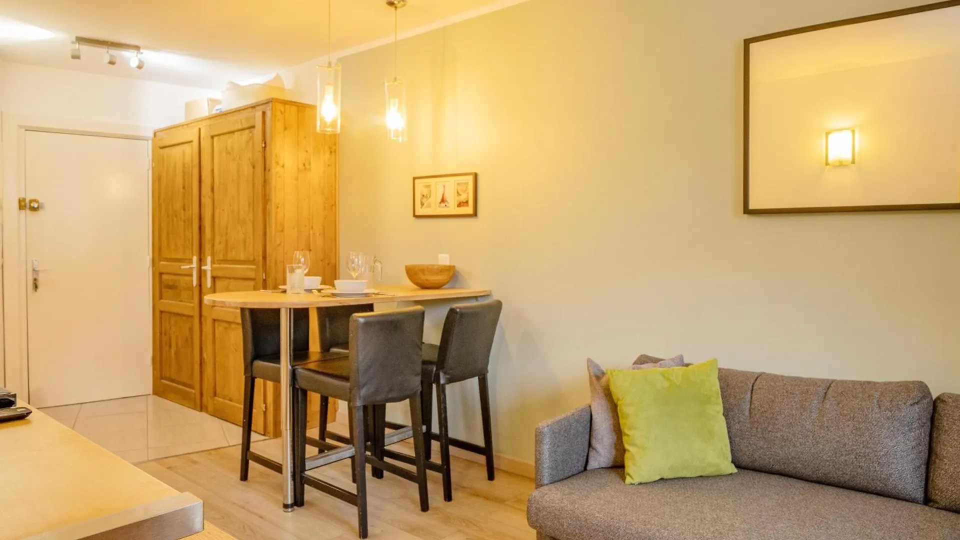 Apartment Lognan 1 - A Chamonix Mont Blanc Haven 0*,  France